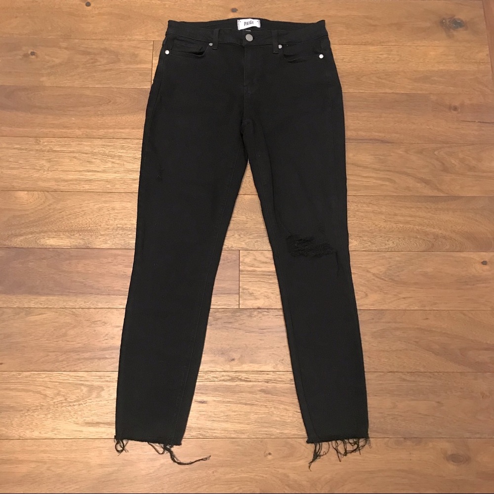 Paige Verdugo Ankle Jeans in black distressed